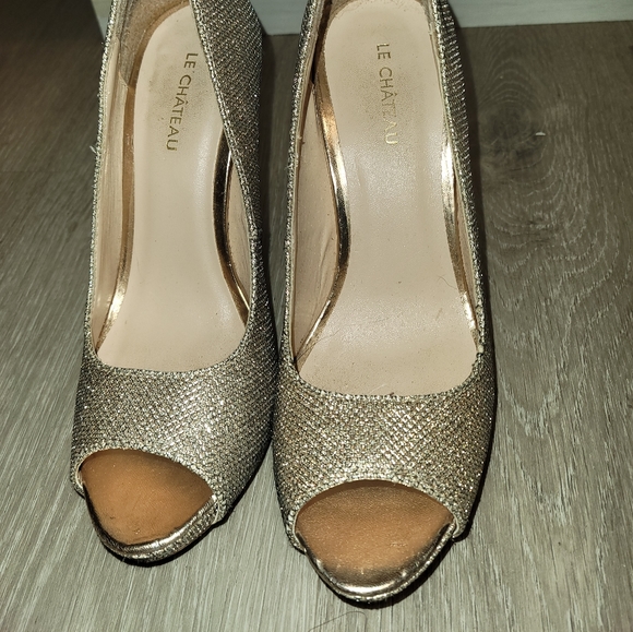 Le chateau high heels size 7 women - Picture 3 of 3